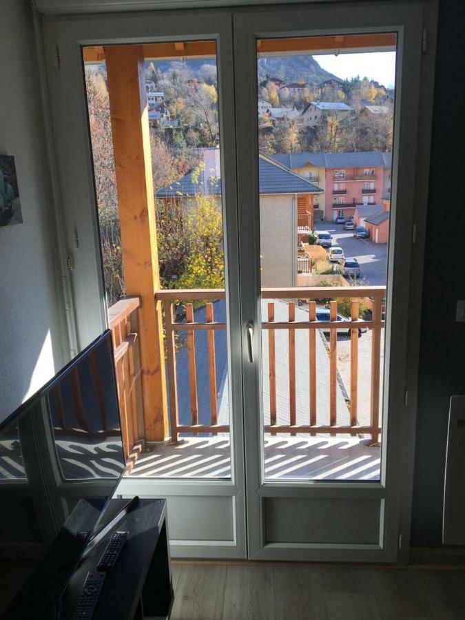 Appartement Rue Pasteur บรีอองซง ภายนอก รูปภาพ